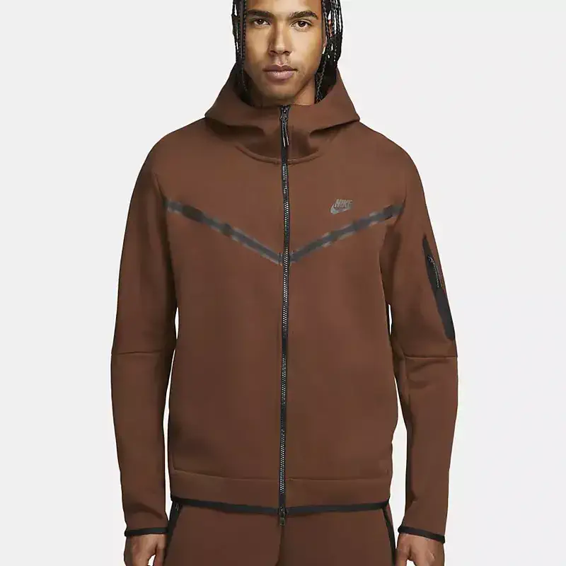 Nike Tech Fleece Hoodie für nur 59,97€ inkl. Versand statt 81,98€