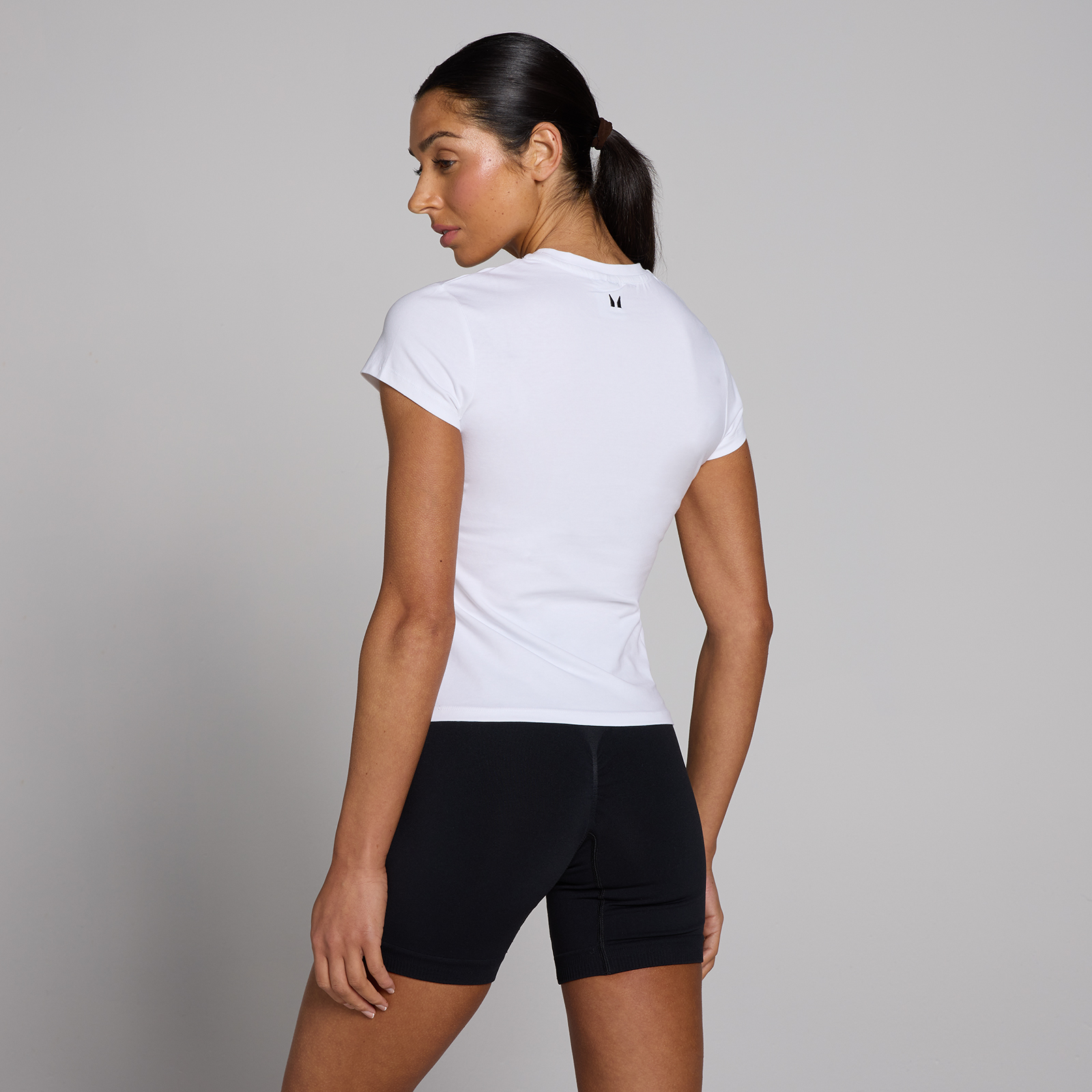 MP Damen Basics Körperbetontes Kurzarm-T-Shirt – Weiß - XS – Bild 2