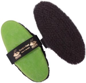 Haas Grundy's Finest Kardätsche Diverse | kavalio - für mich und mein Pferd