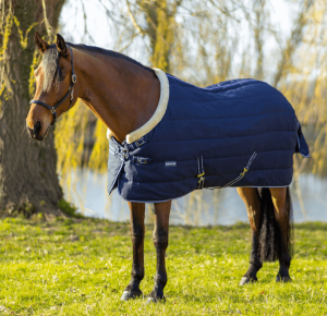 BUSSE Stalldecke 200g Polaris Navy 135 | kavalio - für mich und mein Pferd