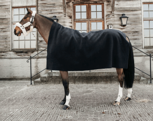 Kentucky Horsewear Fleecedecke Square Heavy Pferdedecke Schwarz 140 x 160cm | kavalio - für mich und mein Pferd